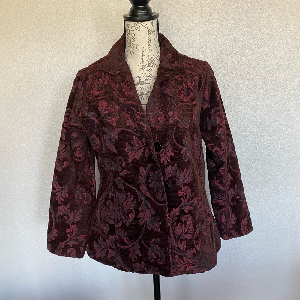 Parsley & Sage New Burgundy Tapestry Jacket
